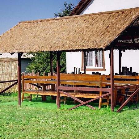 Mayak Resort Kam'yani Potoky エクステリア 写真