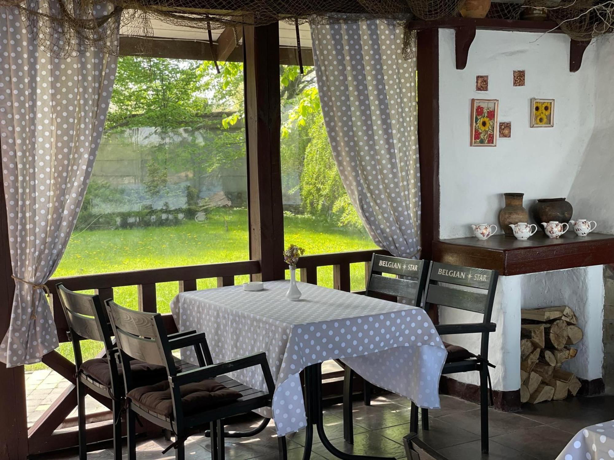 Mayak Resort Kam'yani Potoky エクステリア 写真