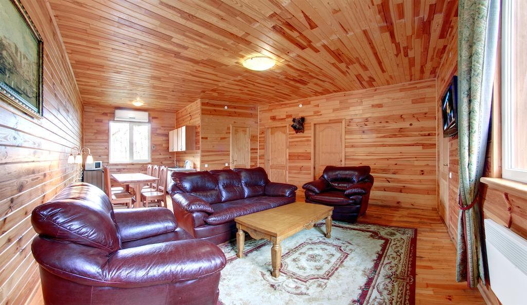 Mayak Resort Kam'yani Potoky 部屋 写真