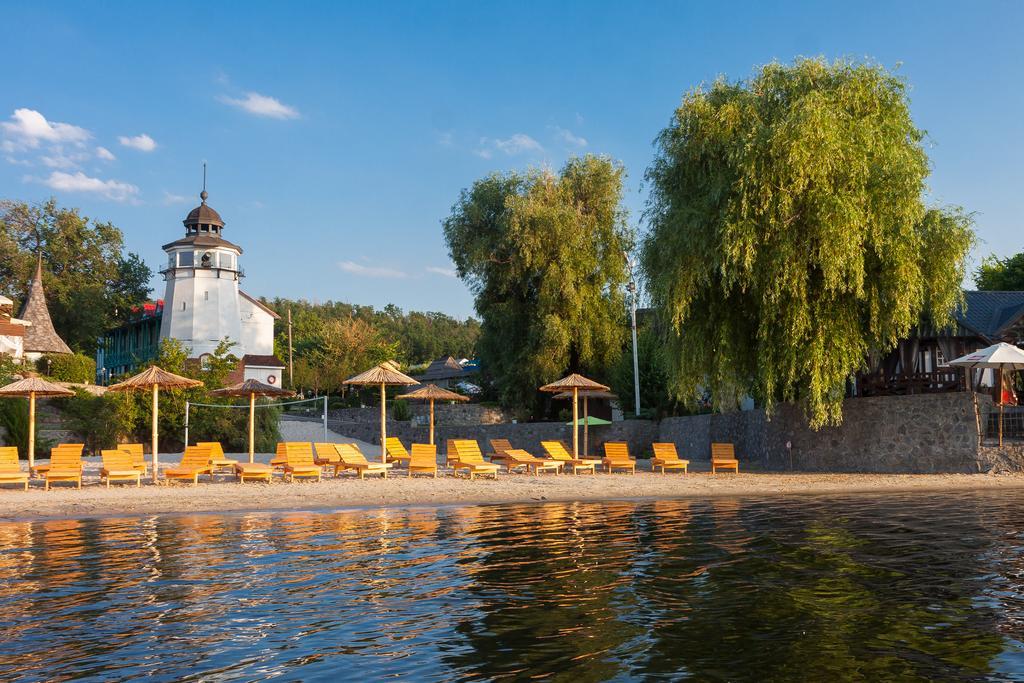 Mayak Resort Kam'yani Potoky エクステリア 写真