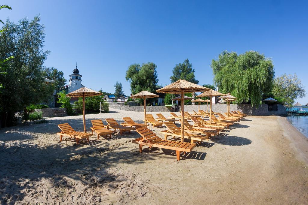 Mayak Resort Kam'yani Potoky エクステリア 写真