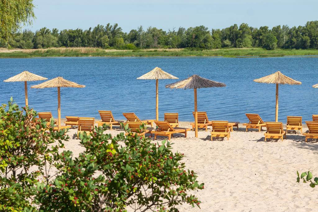 Mayak Resort Kam'yani Potoky エクステリア 写真